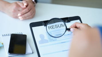 4 Ways to Spot False Information On Resumes