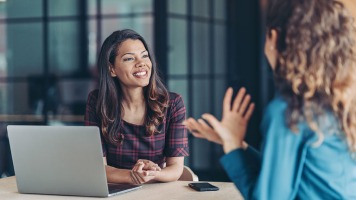 5 Benefits of Stay Interviews